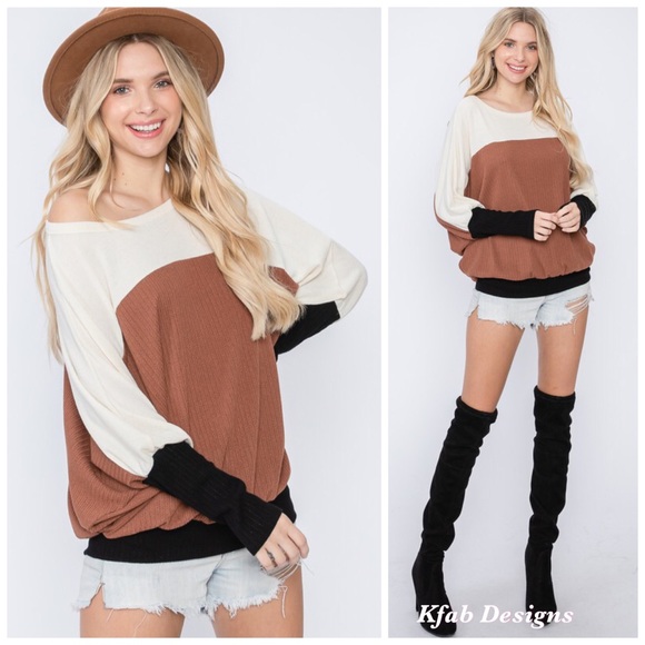 ❤️LAST 1! Oversized Dolman Sleeve Wide Neck Color Block Top! - Picture 8 of 8